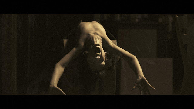 Sinister image